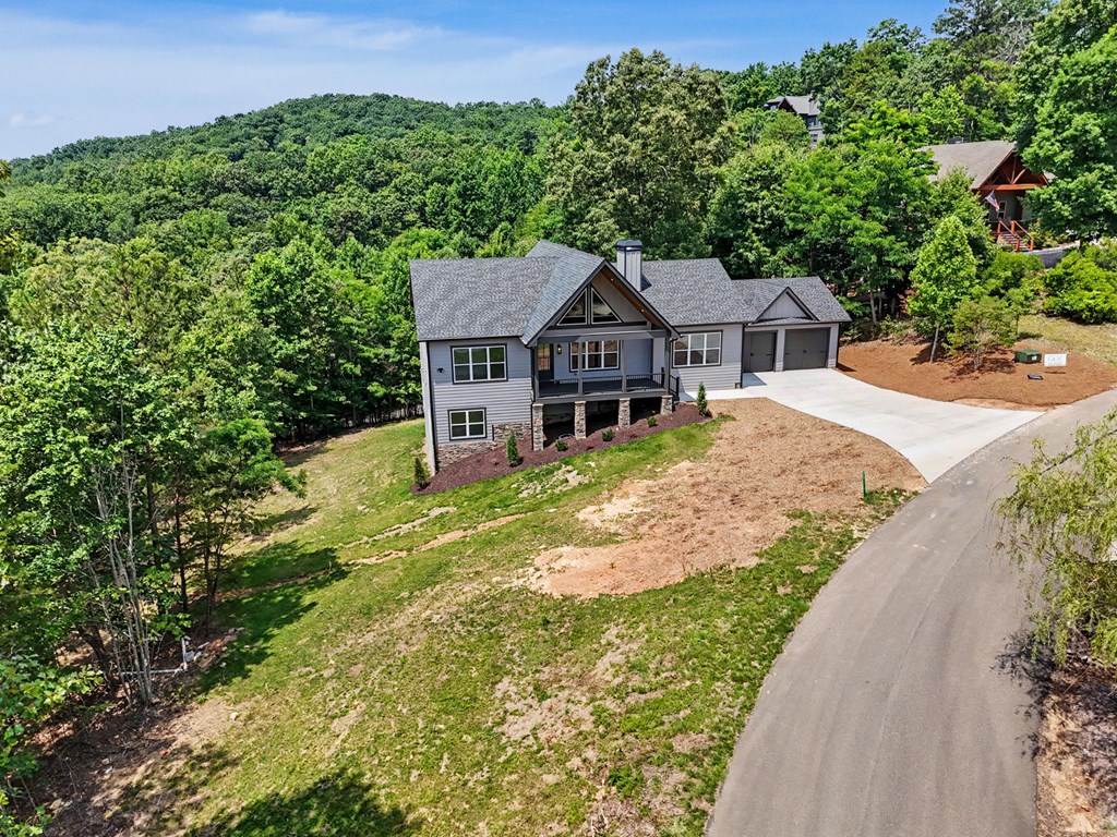 383 Rustic Barn Trail