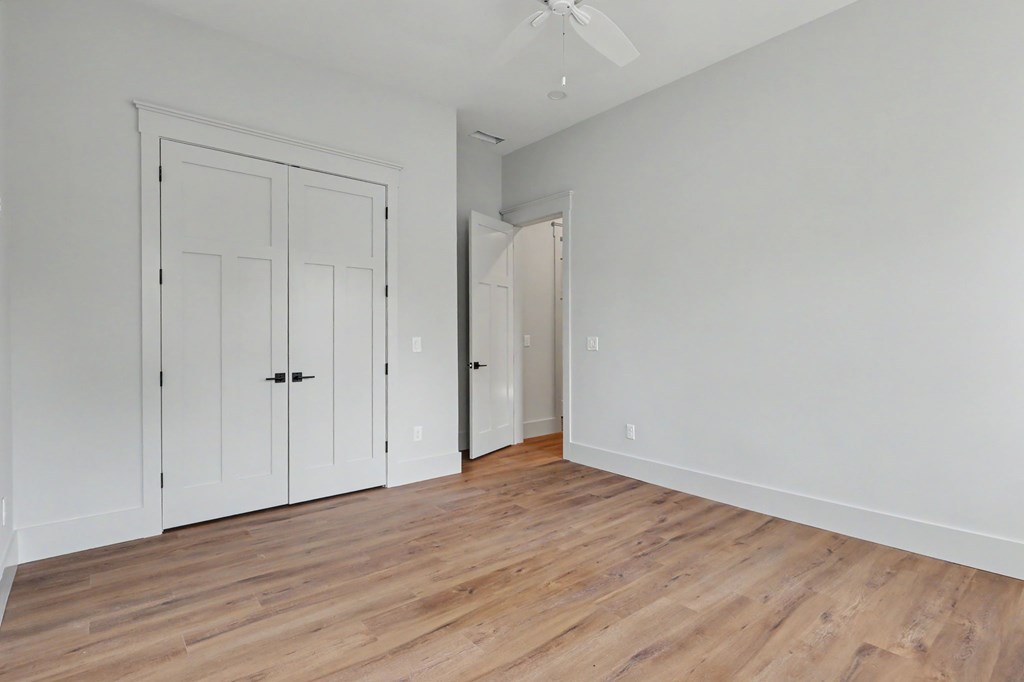 383 Rustic Barn Trail