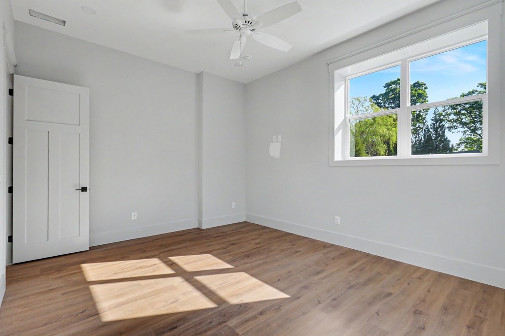 383 Rustic Barn Trail