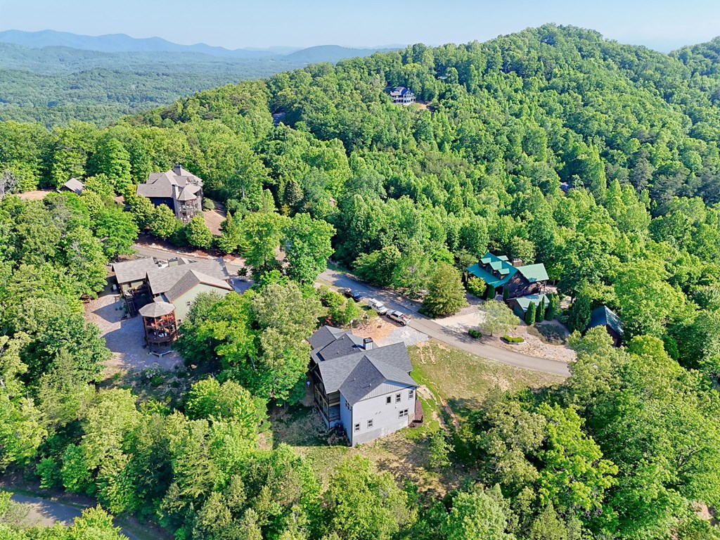 383 Rustic Barn Trail