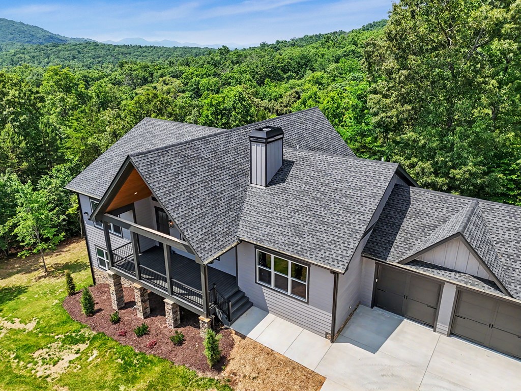 383 Rustic Barn Trail