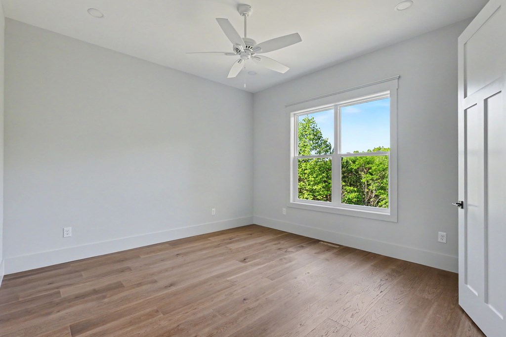 383 Rustic Barn Trail