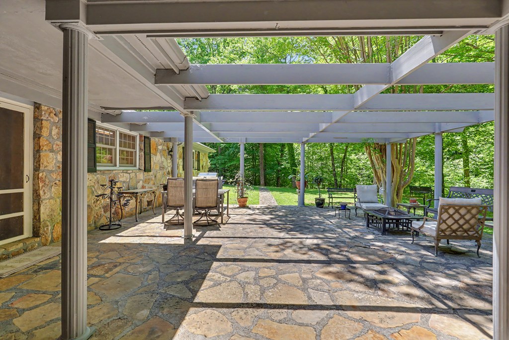 1127 Burch Branch Road