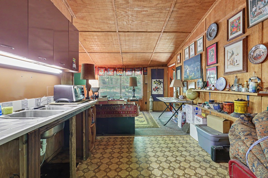 1127 Burch Branch Road