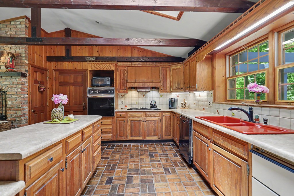 1127 Burch Branch Road
