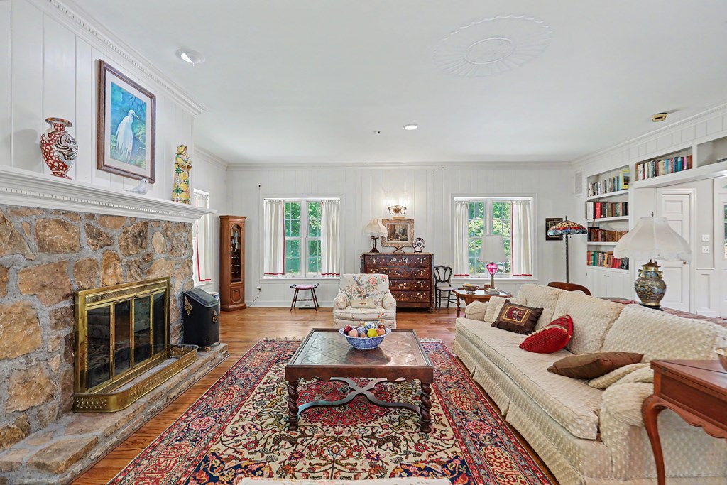 1127 Burch Branch Road