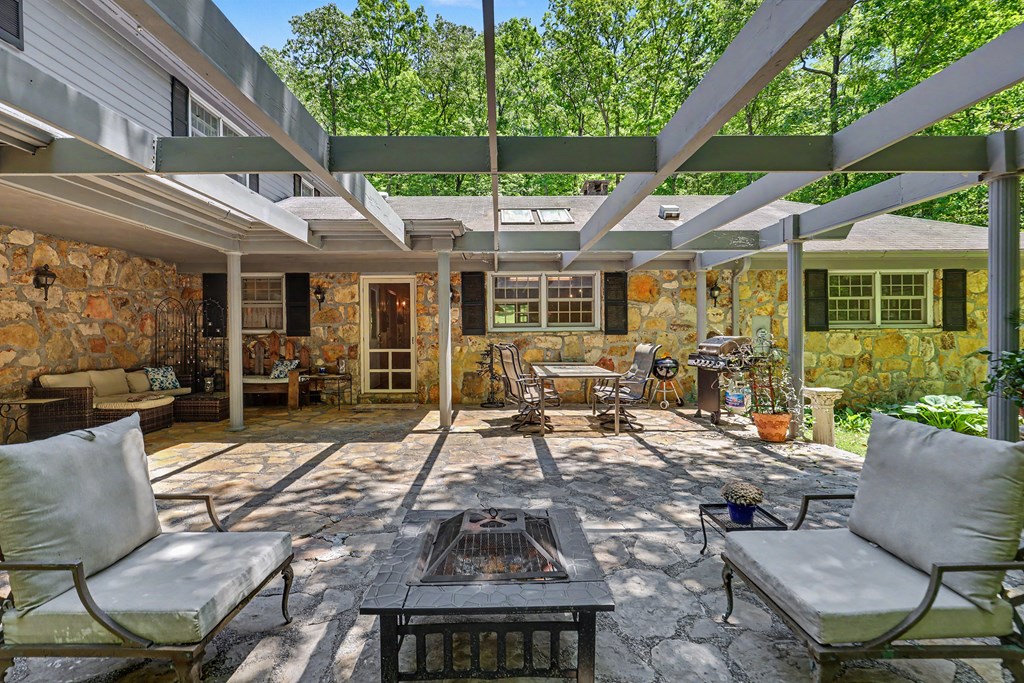 1127 Burch Branch Road