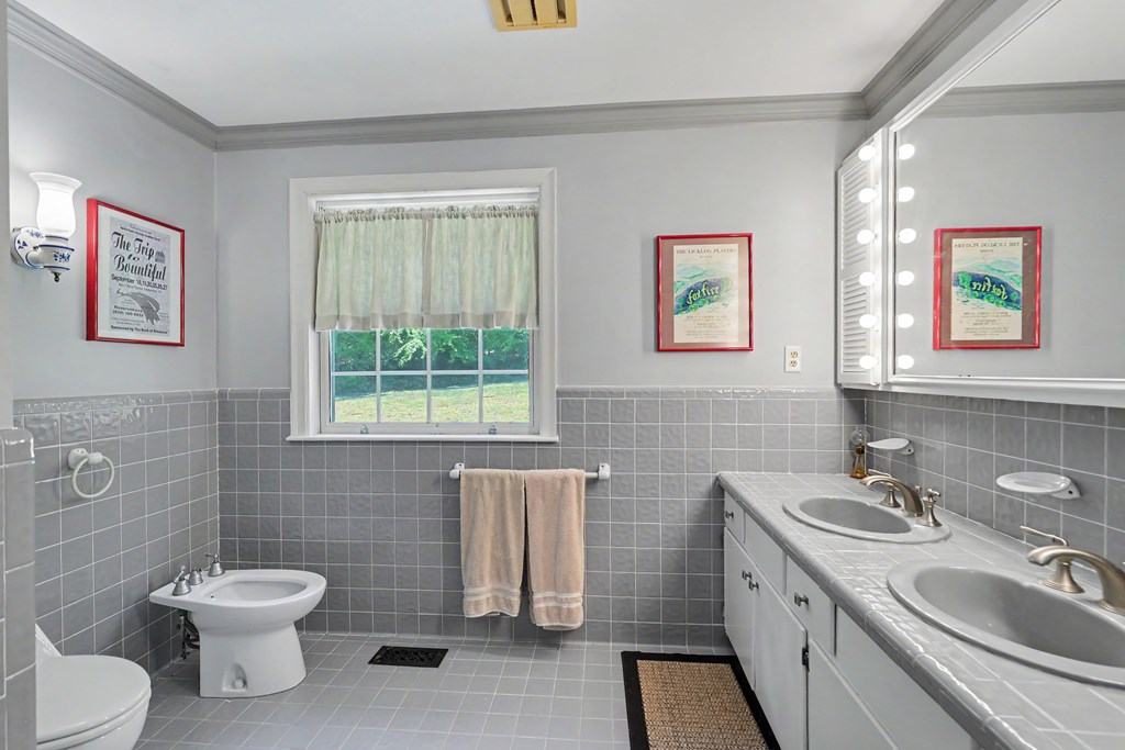 1127 Burch Branch Road
