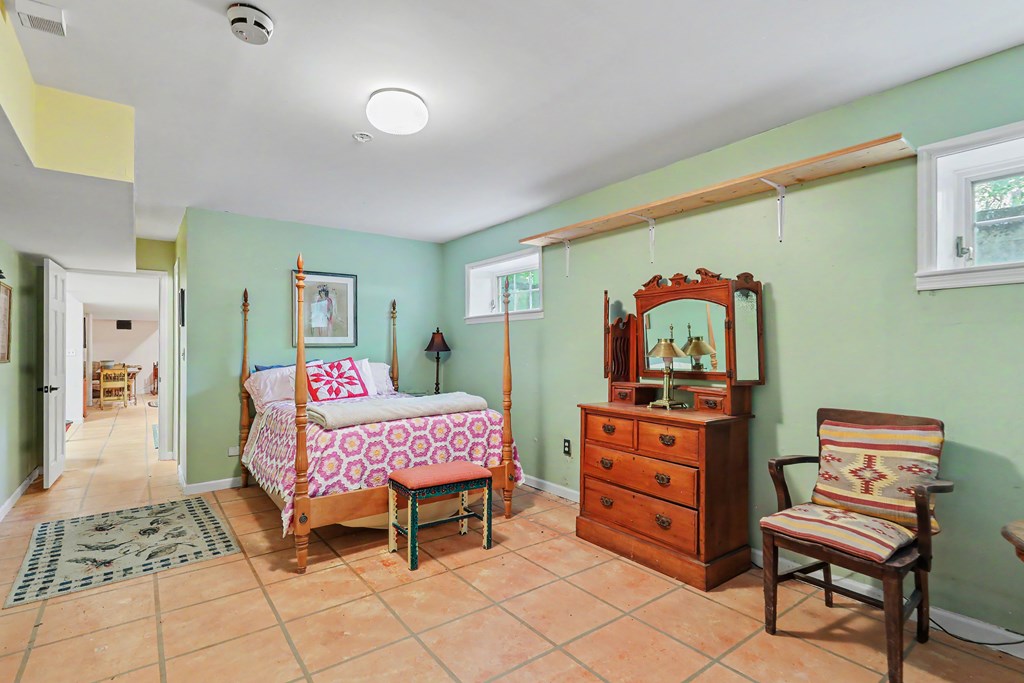 1127 Burch Branch Road