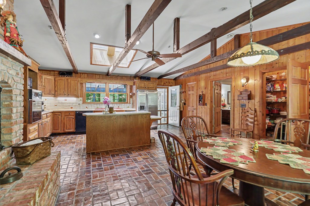1127 Burch Branch Road