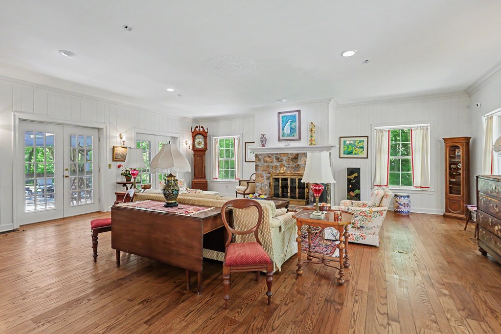 1127 Burch Branch Road