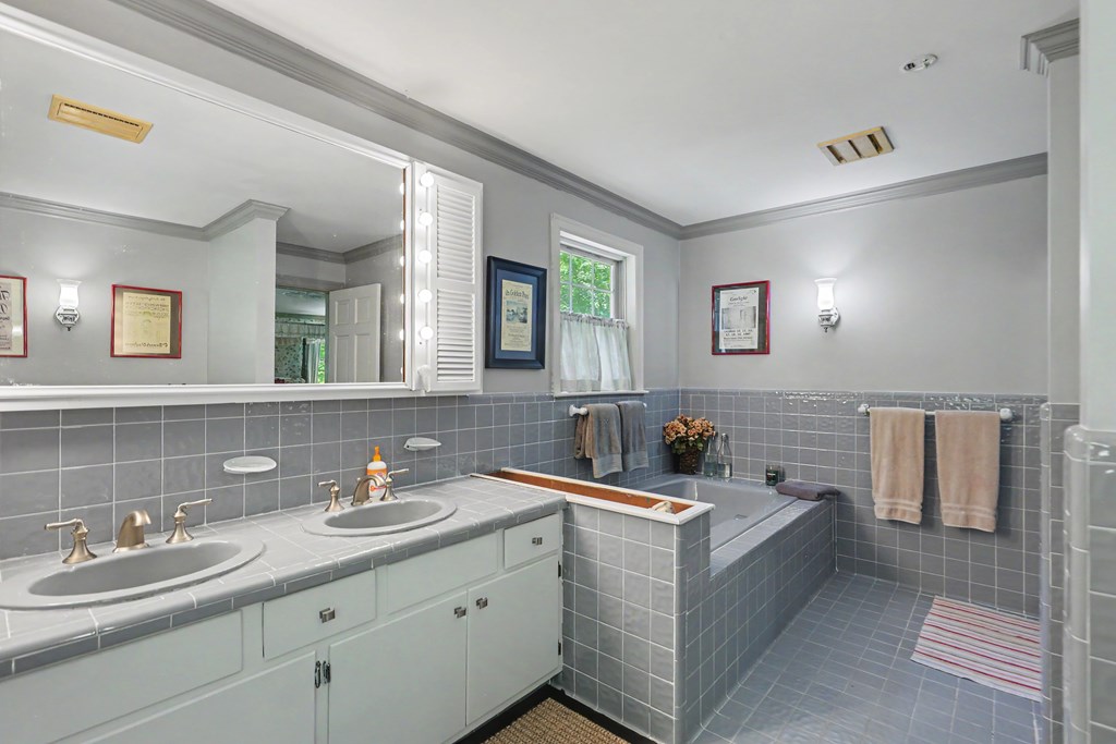 1127 Burch Branch Road