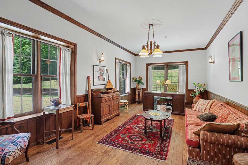 1127 Burch Branch Road