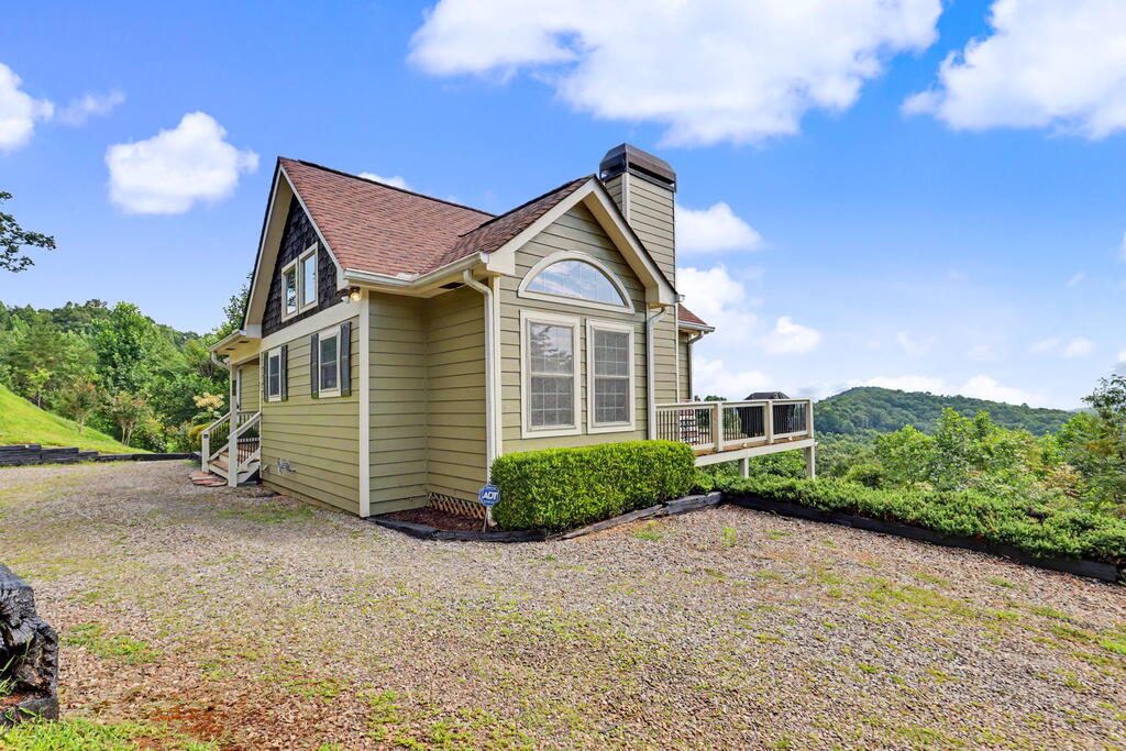 575 Longview Drive