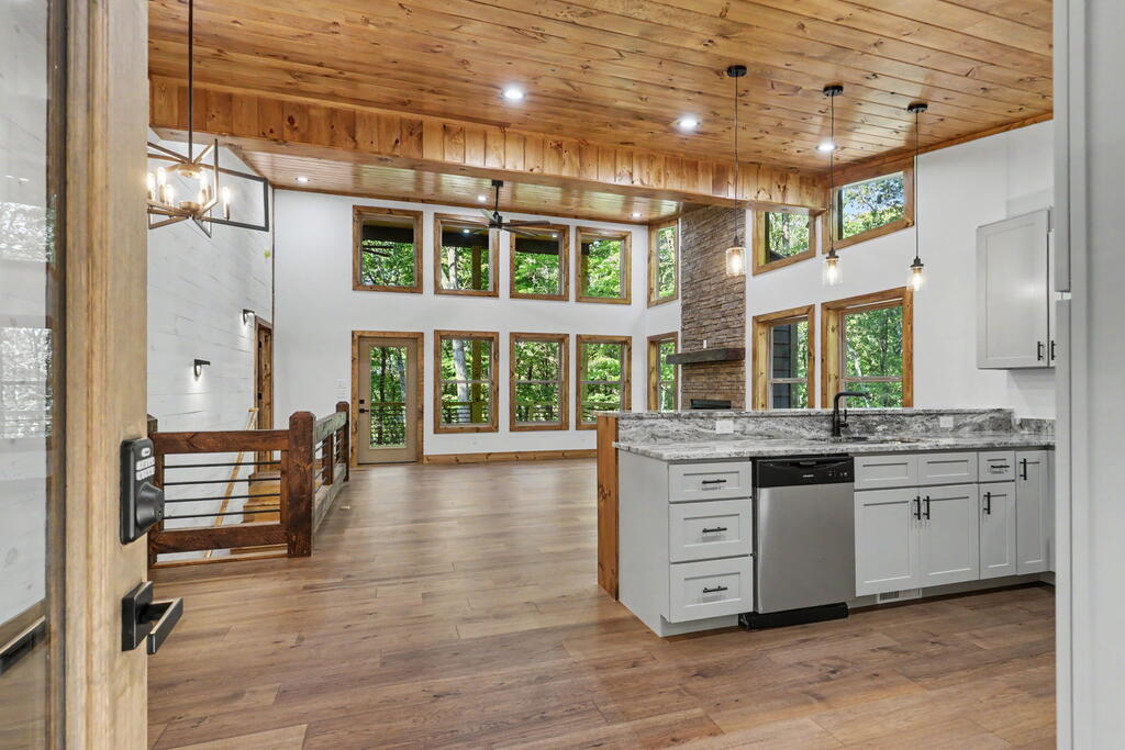 48 Woodleaf Road