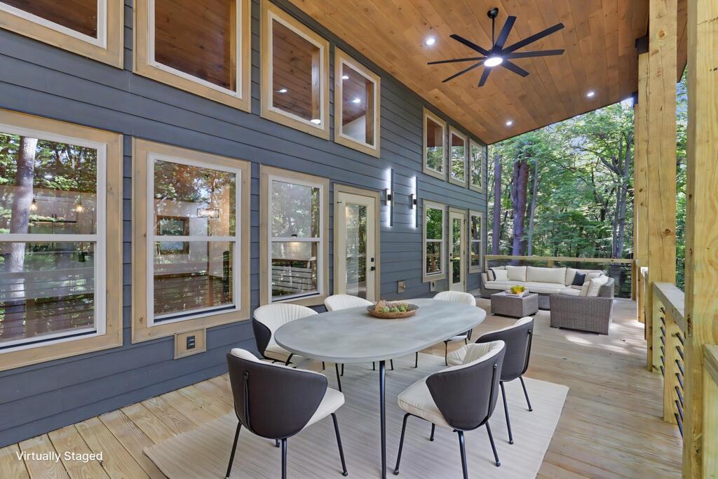 48 Woodleaf Road