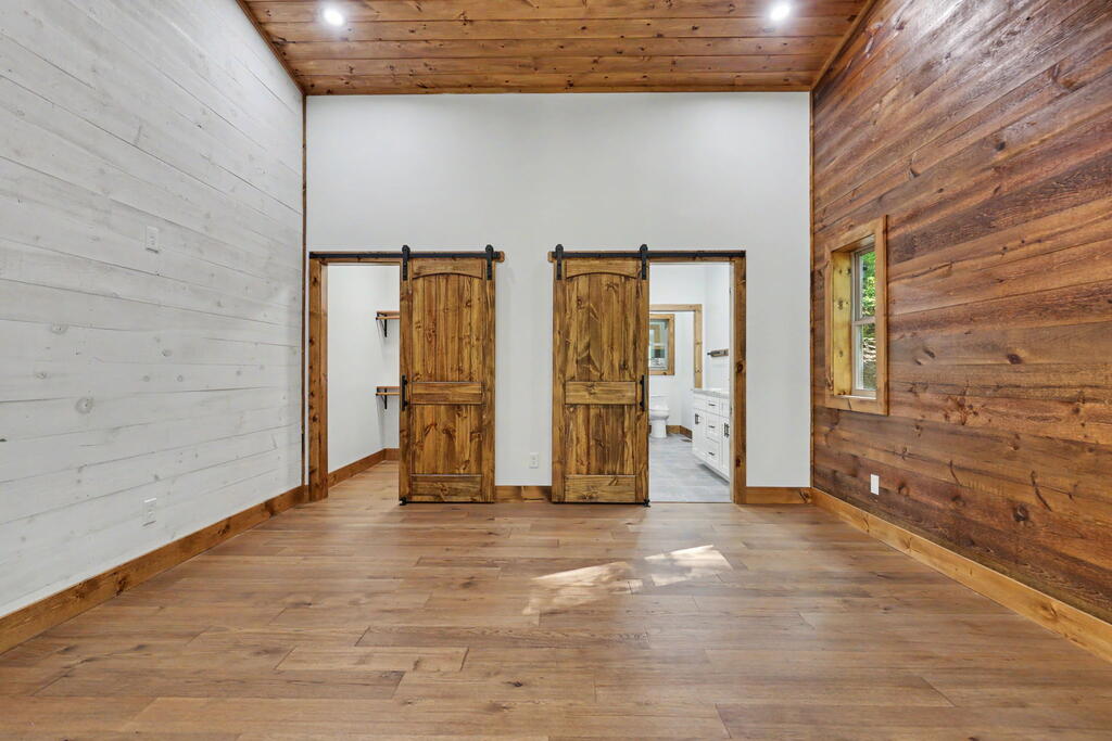 48 Woodleaf Road