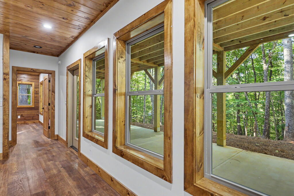 48 Woodleaf Road