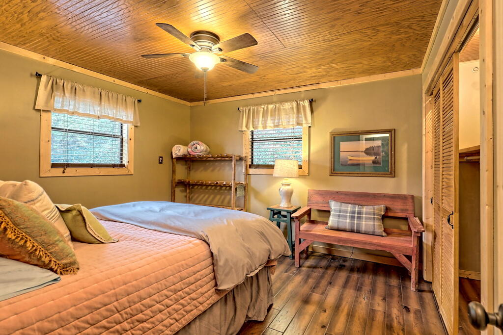 3195 Creekview Road