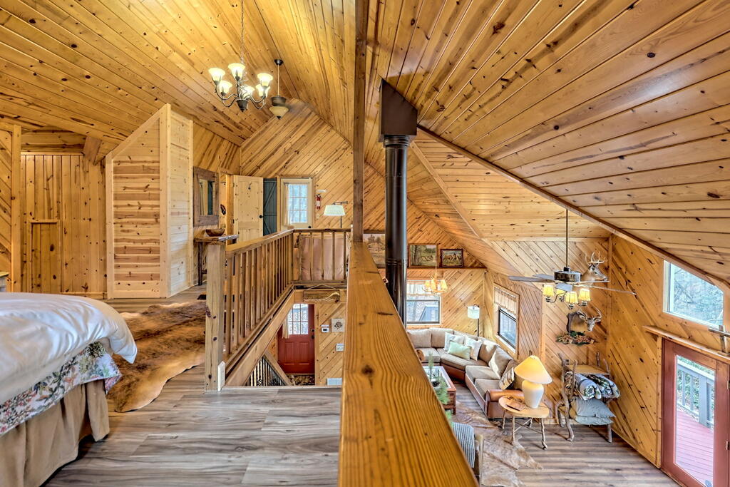 3195 Creekview Road