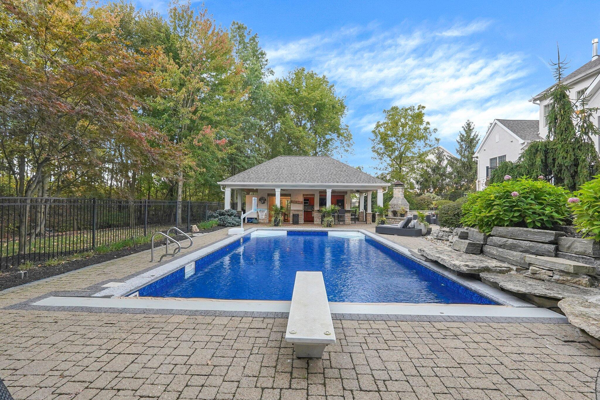 2443 Shepherd Court