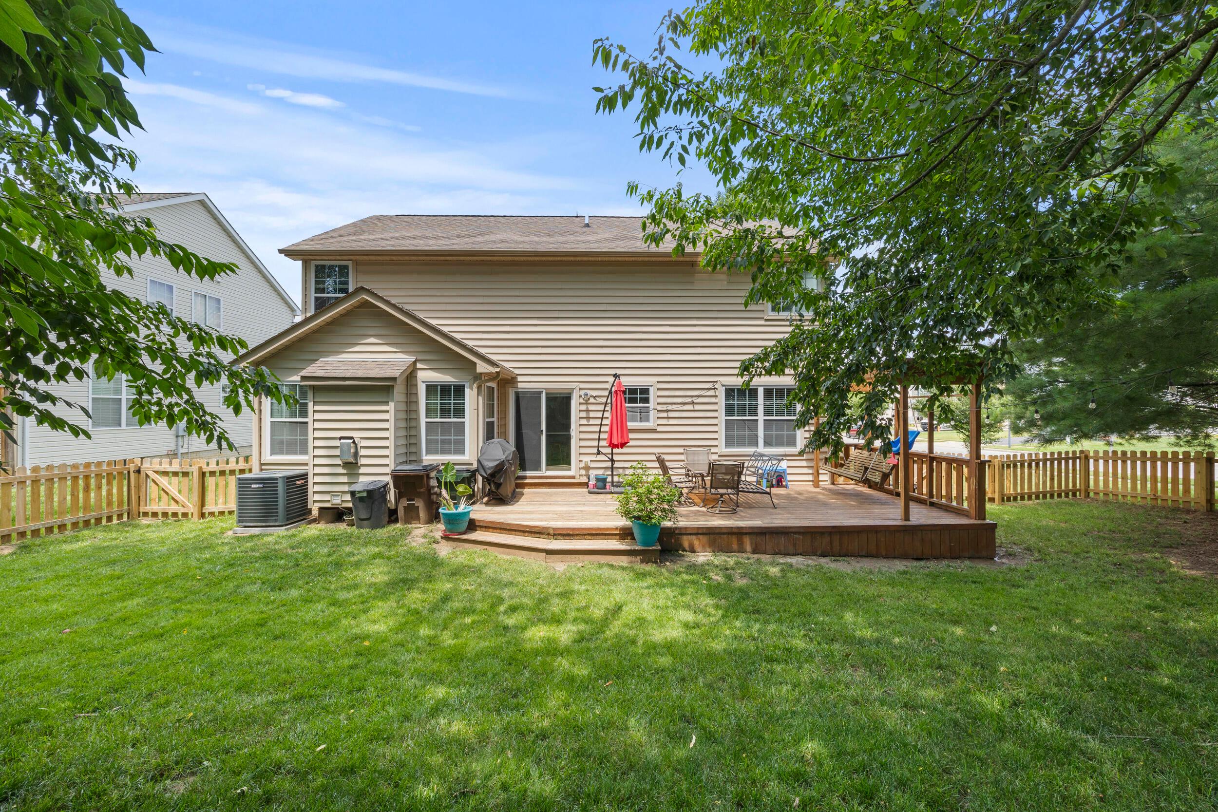 523 Herrogate Square