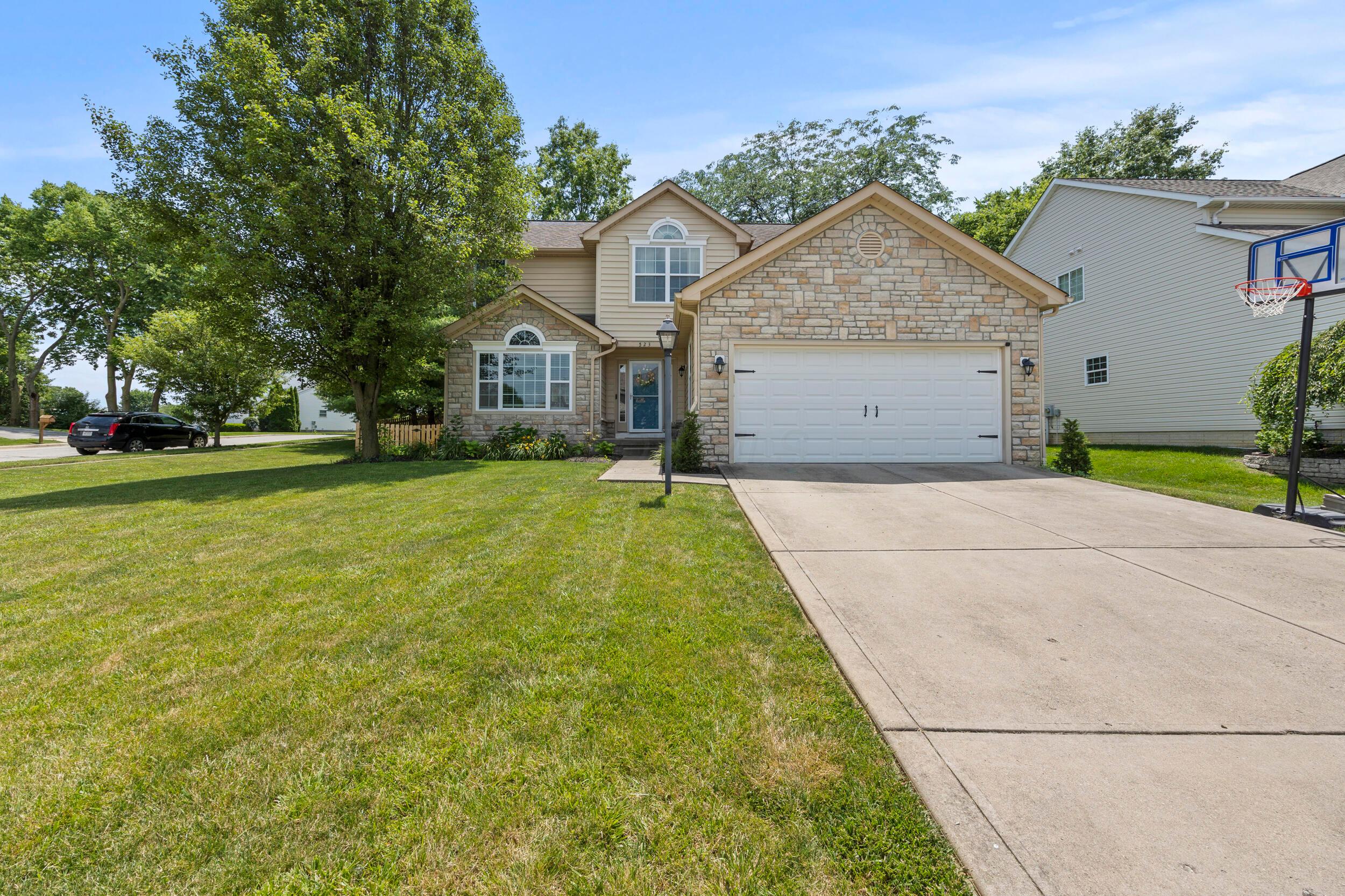 523 Herrogate Square