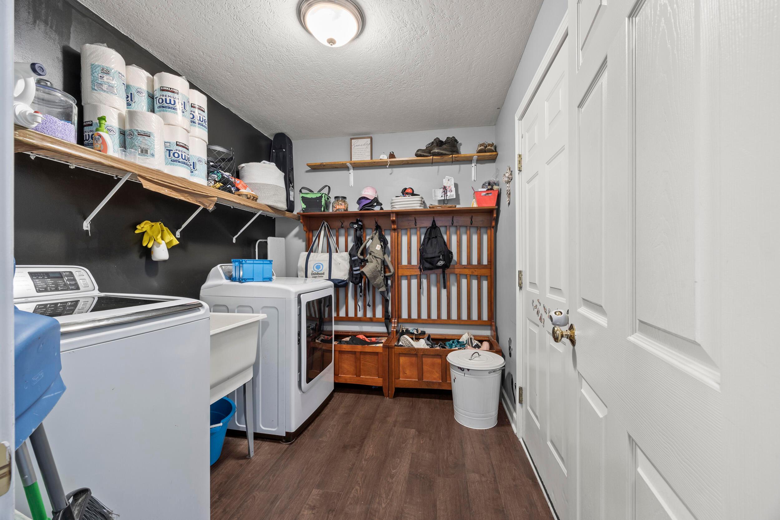 523 Herrogate Square