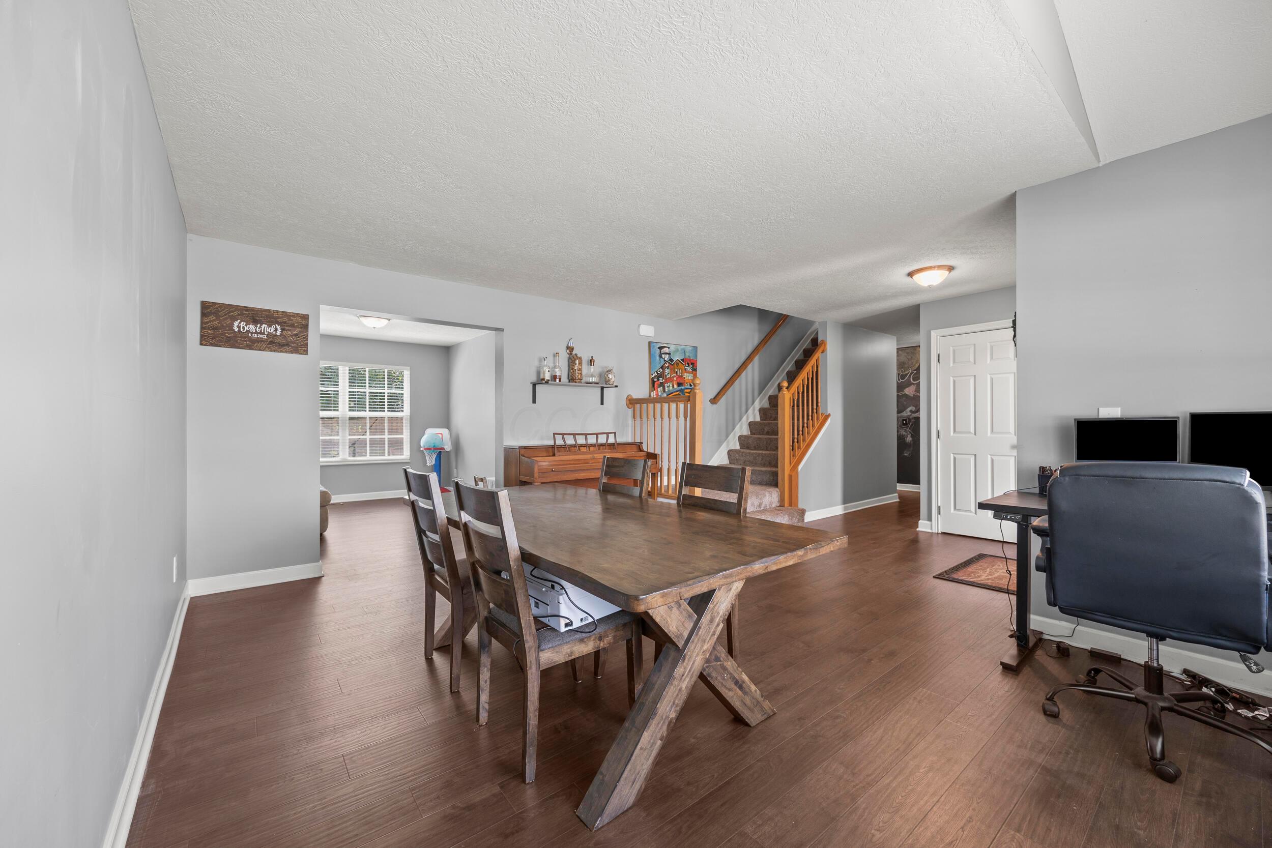 523 Herrogate Square