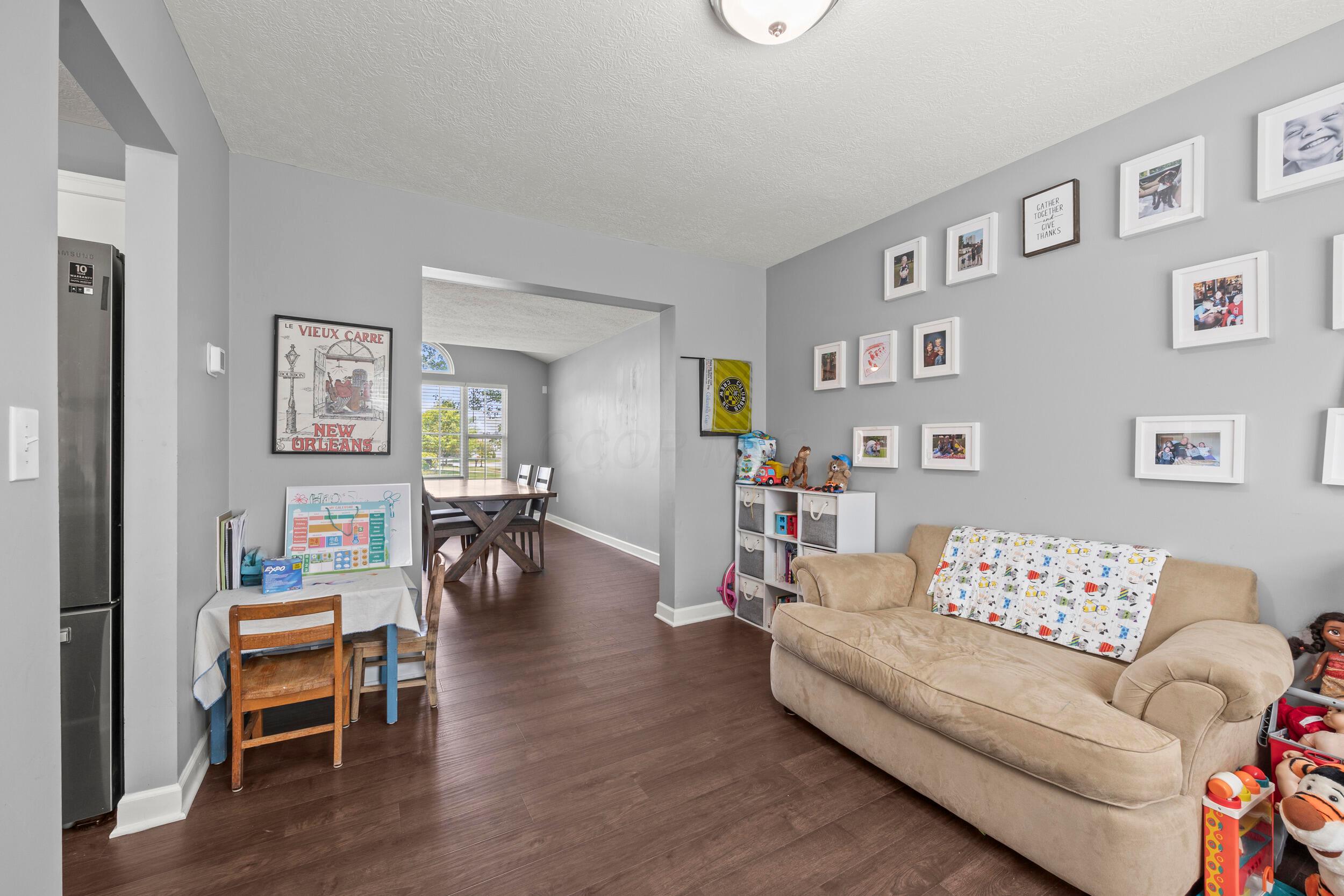 523 Herrogate Square