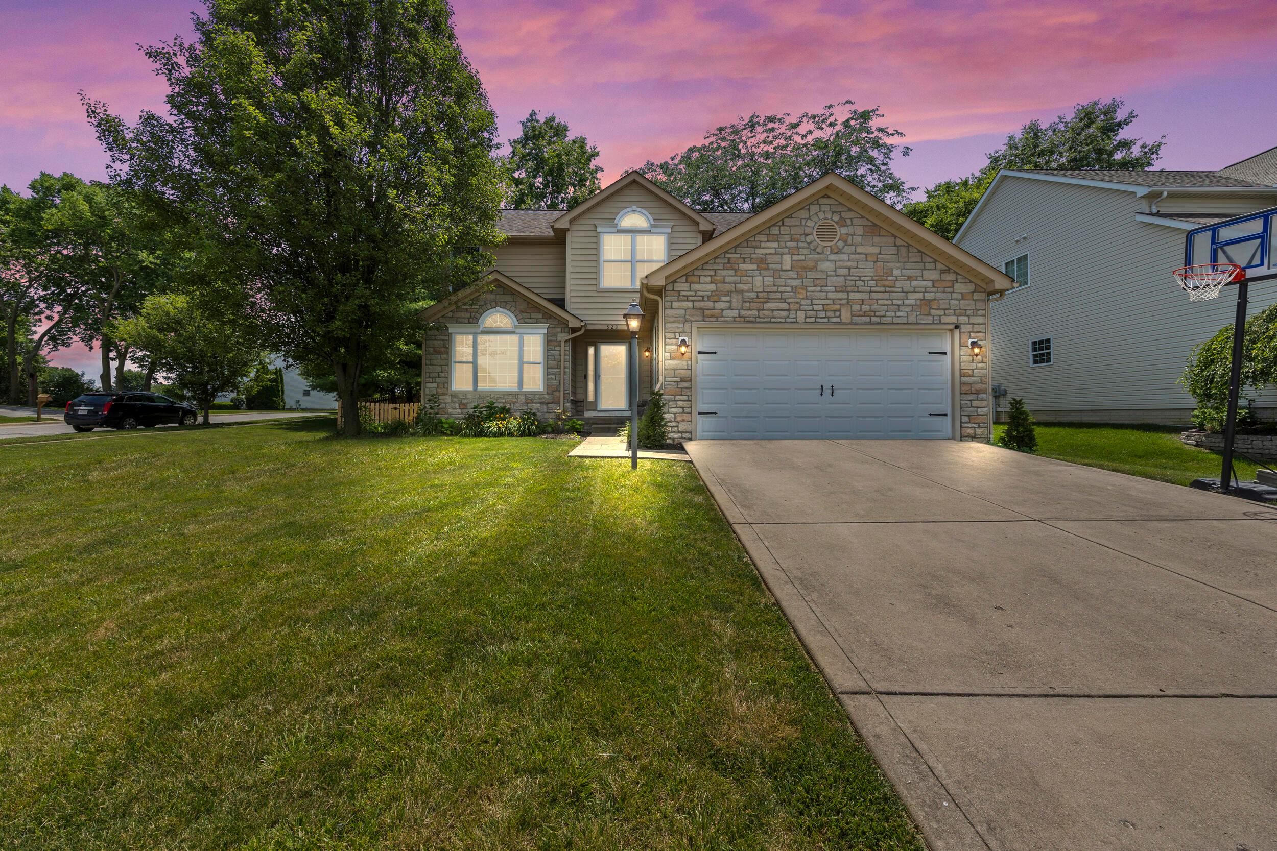 523 Herrogate Square