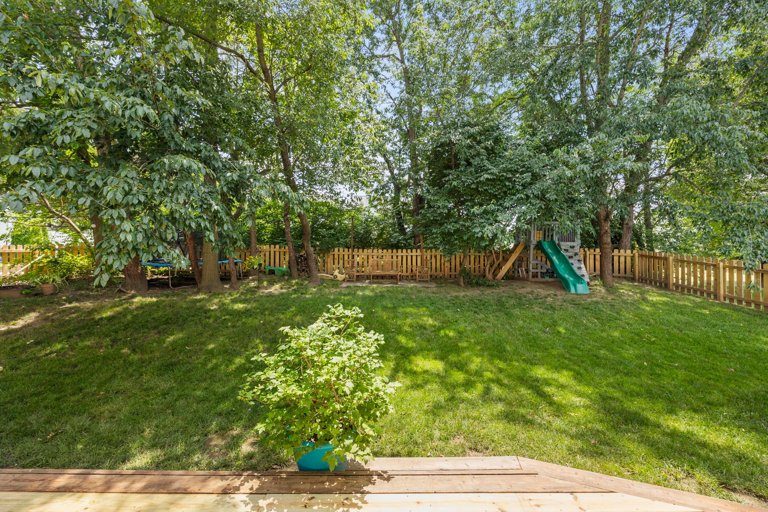 523 Herrogate Square