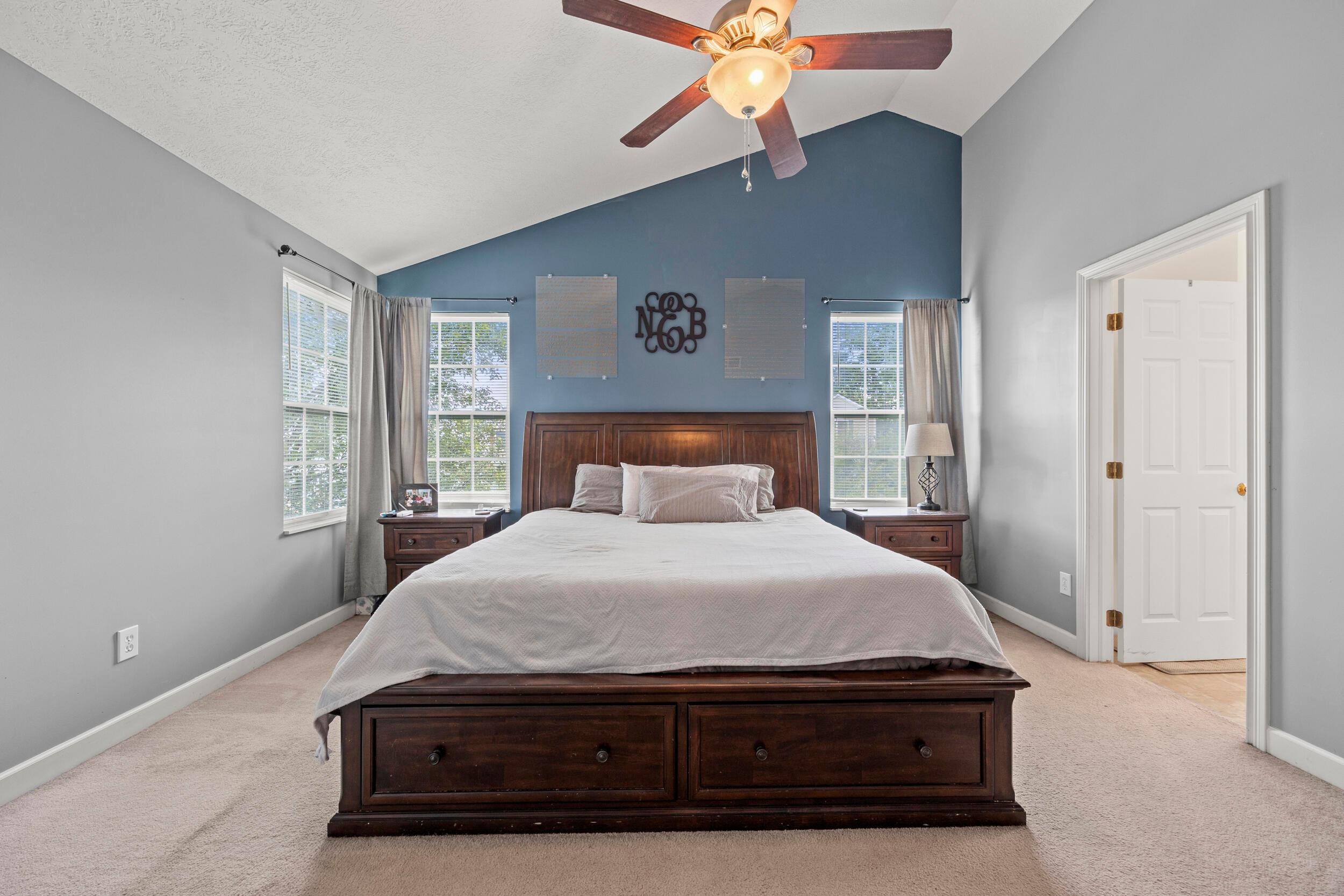 523 Herrogate Square