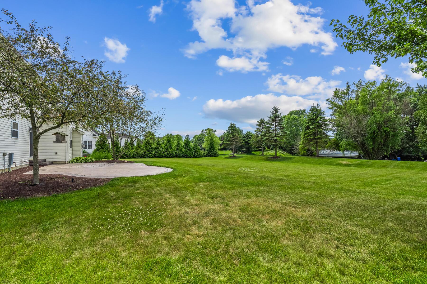 101 White Barn Parkway