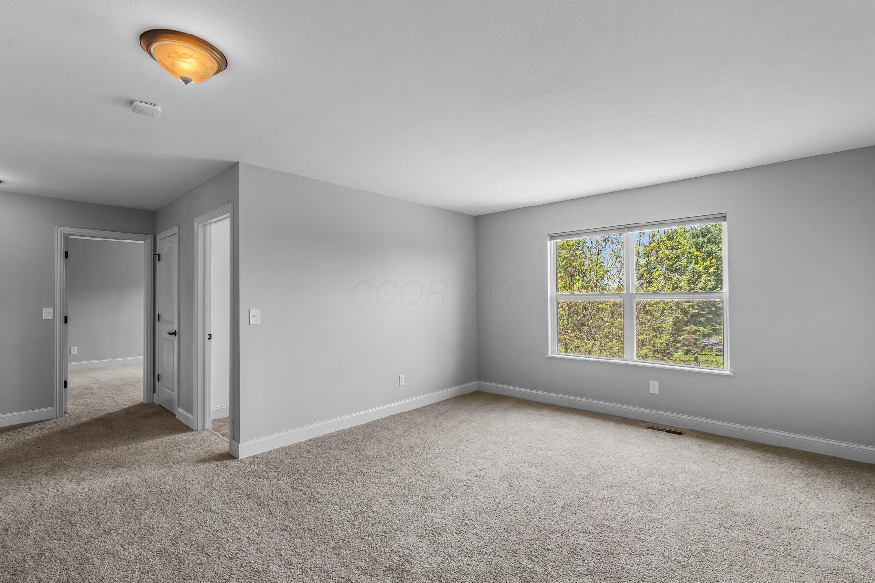 101 White Barn Parkway