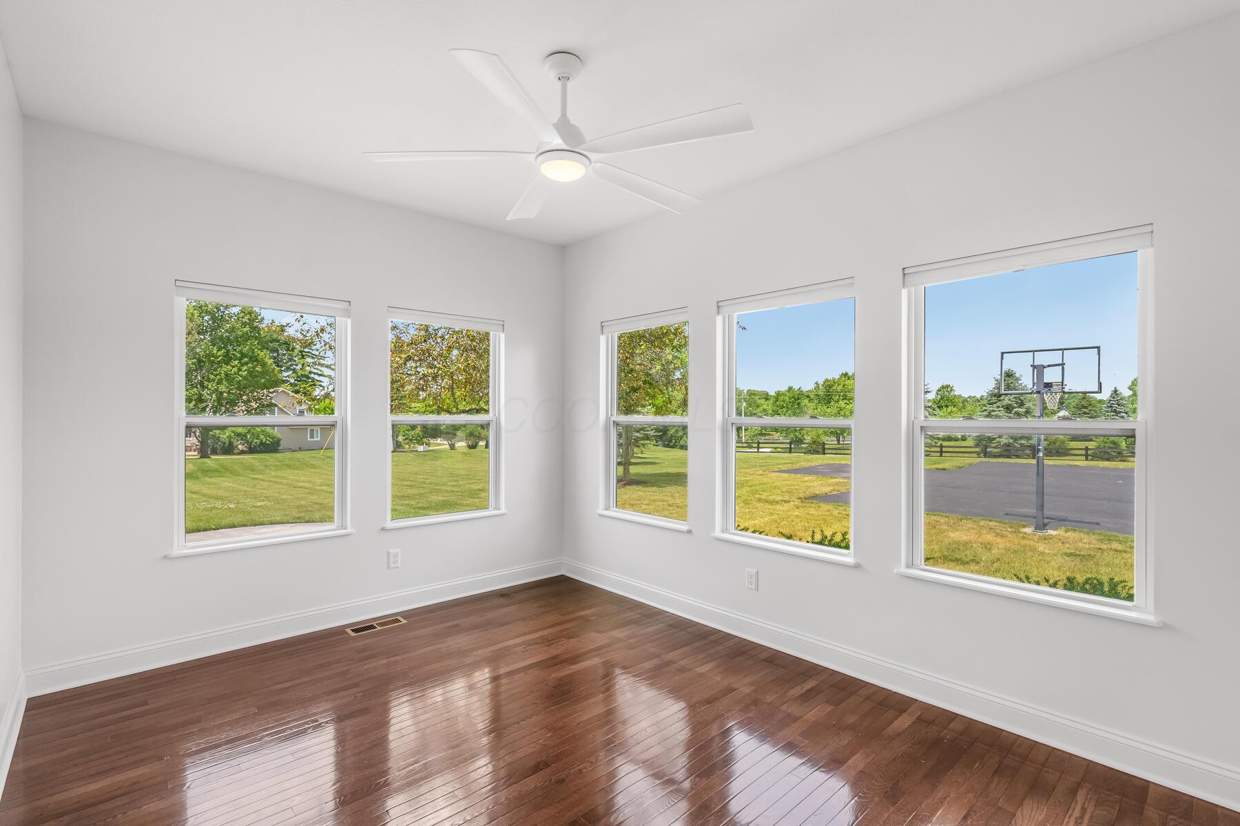 101 White Barn Parkway