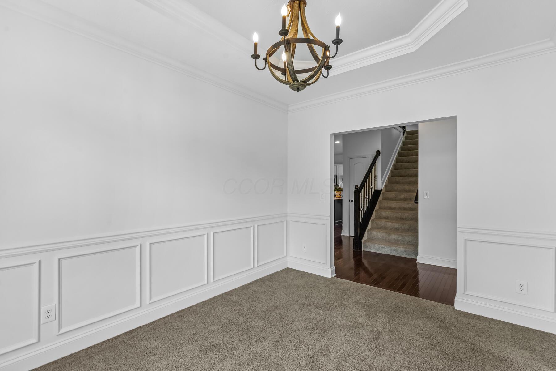 101 White Barn Parkway