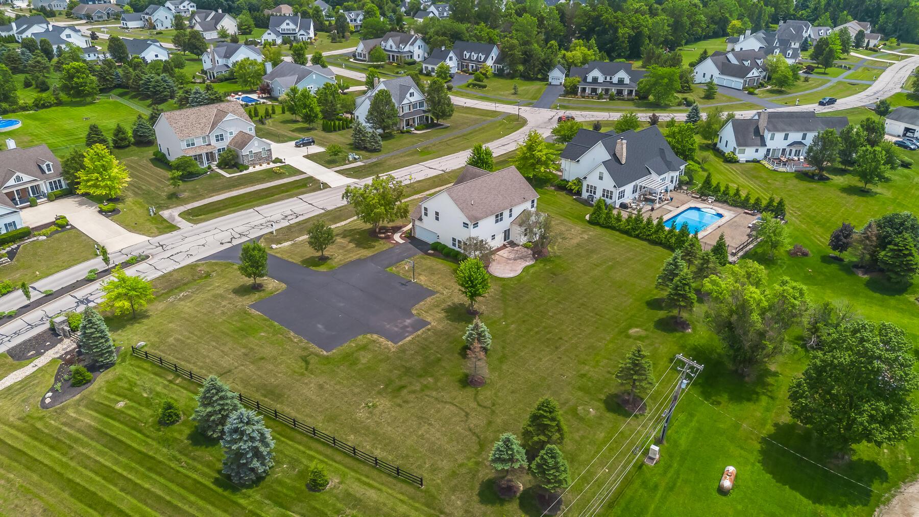 101 White Barn Parkway