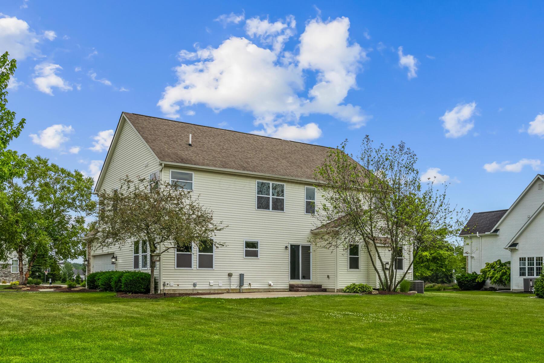 101 White Barn Parkway