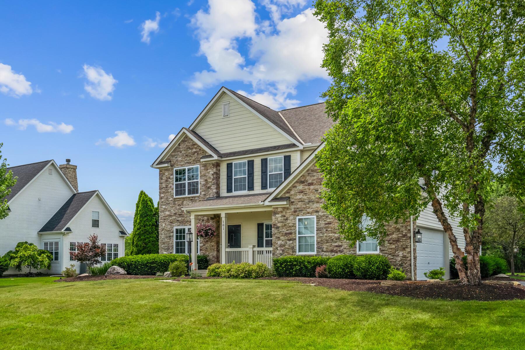 101 White Barn Parkway