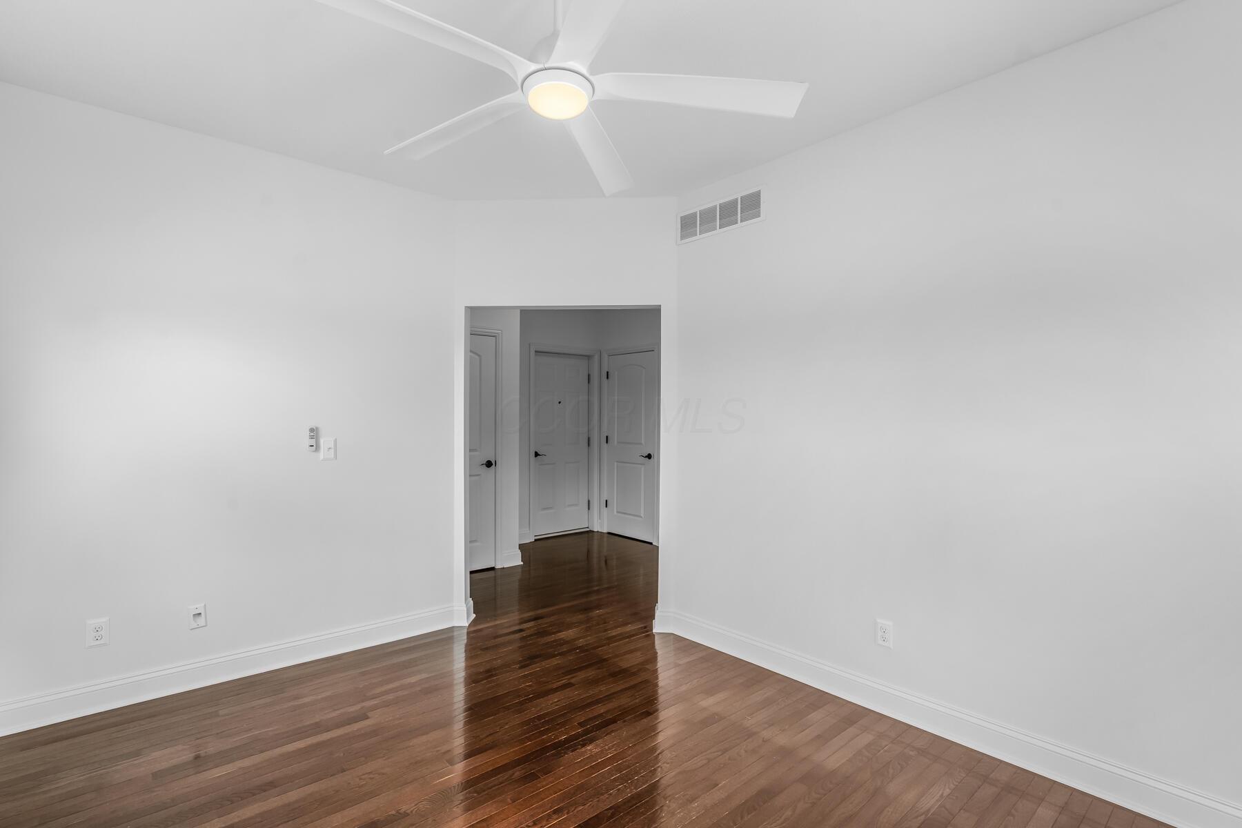 101 White Barn Parkway