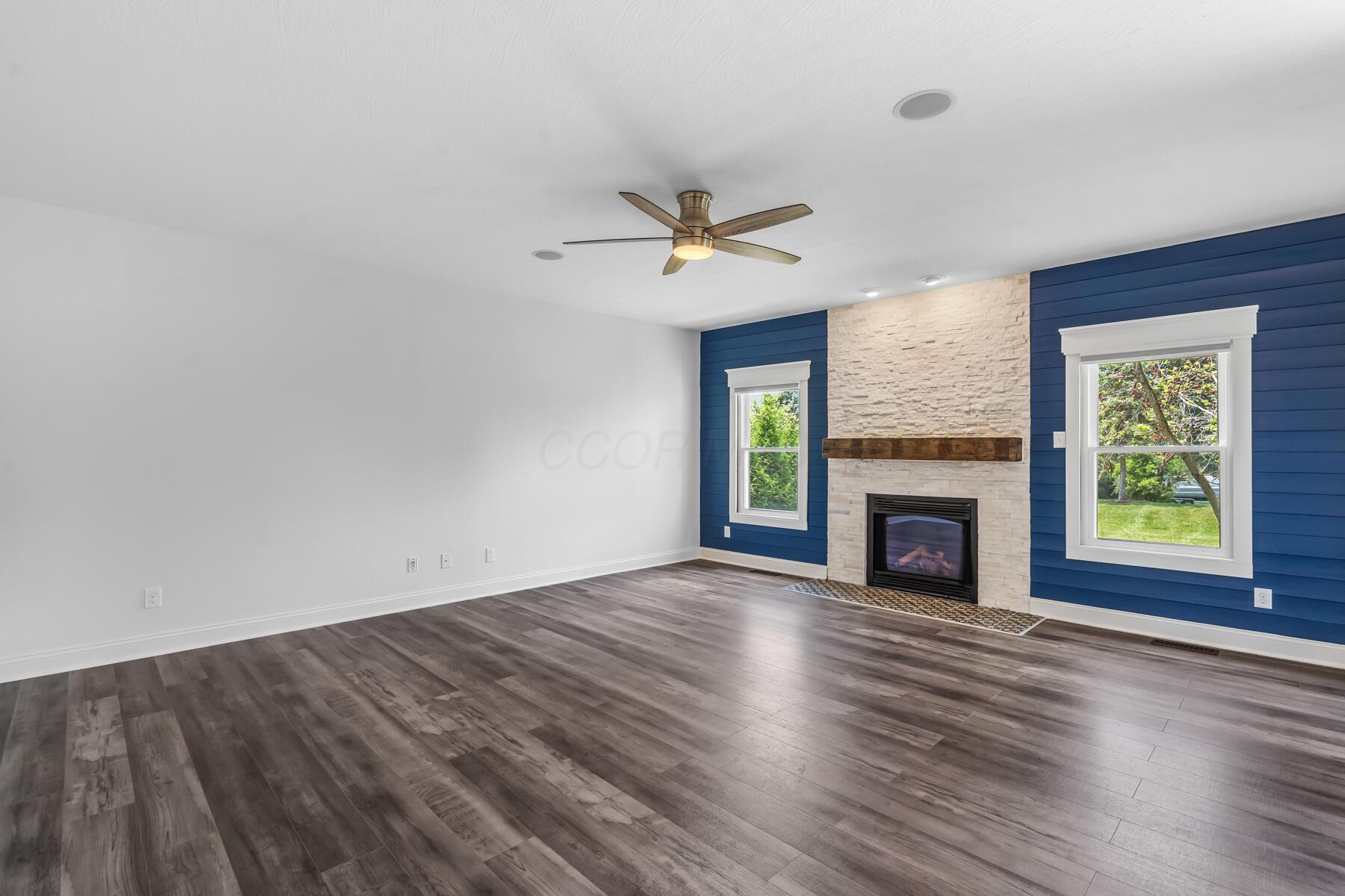 101 White Barn Parkway