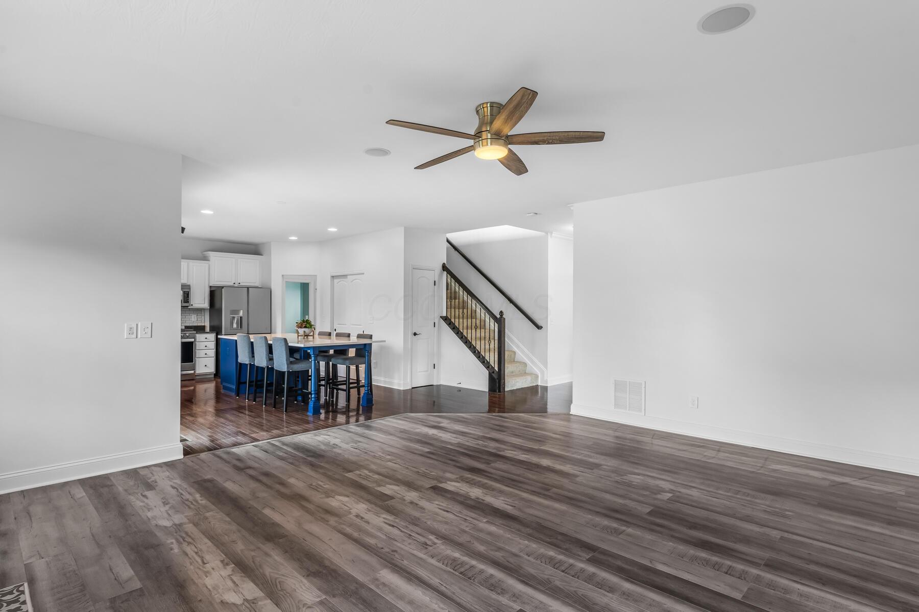 101 White Barn Parkway