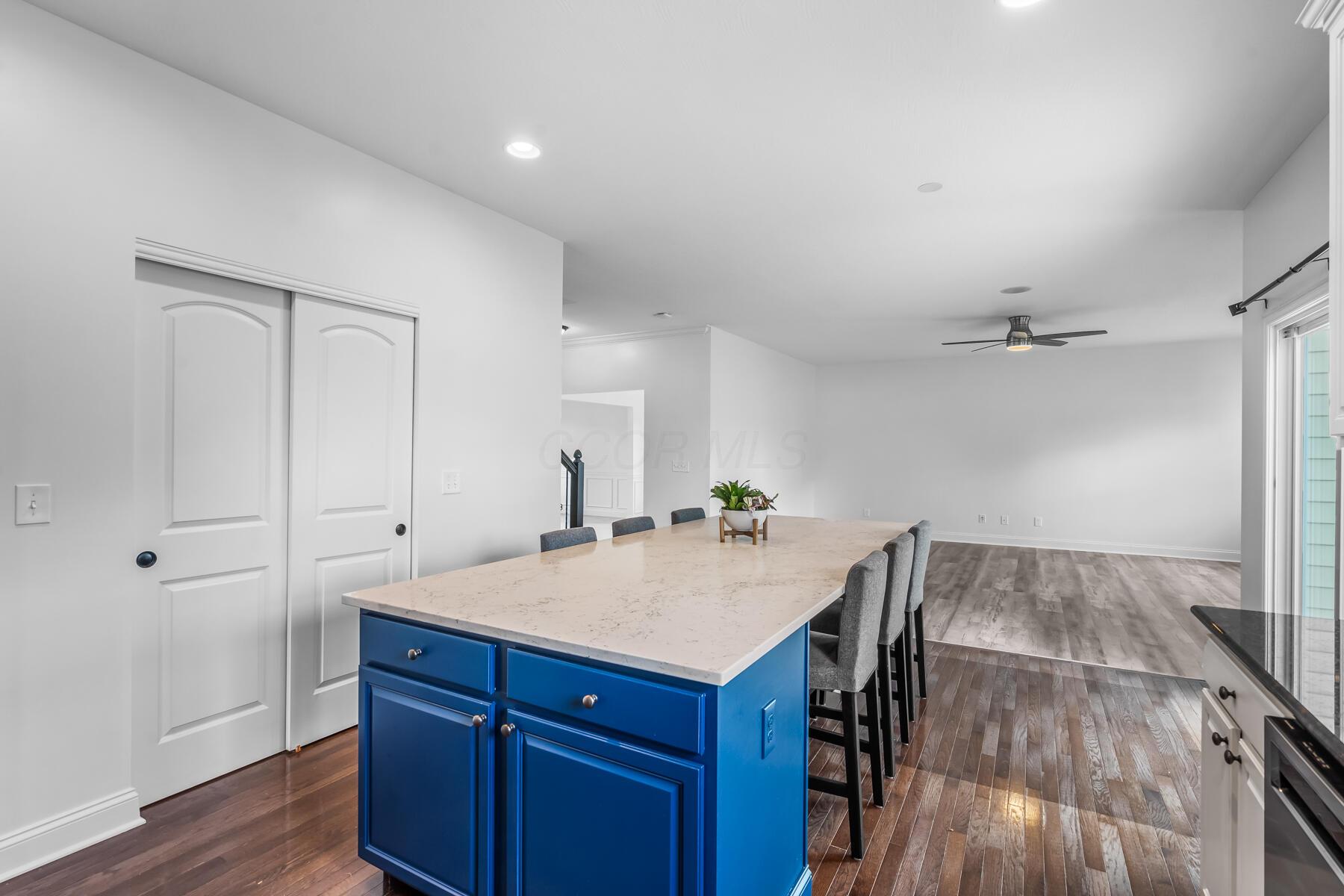 101 White Barn Parkway