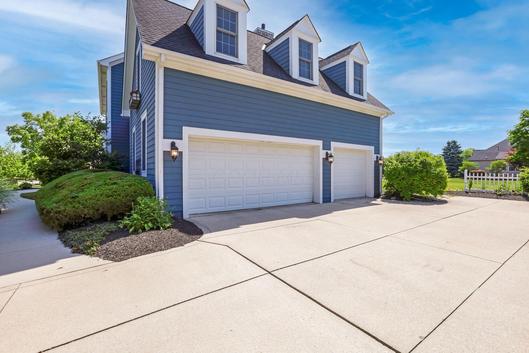 9498 Creighton Drive