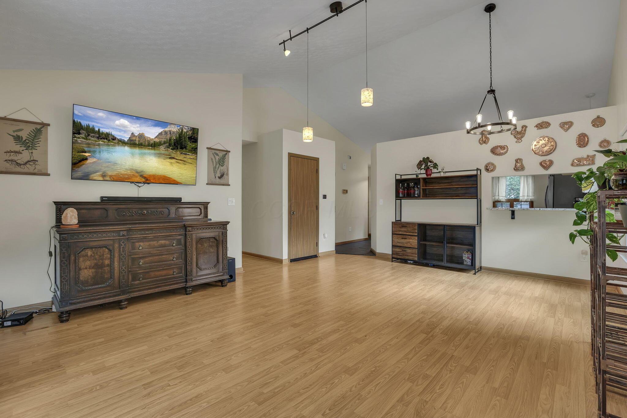 911 Peppercorn Place