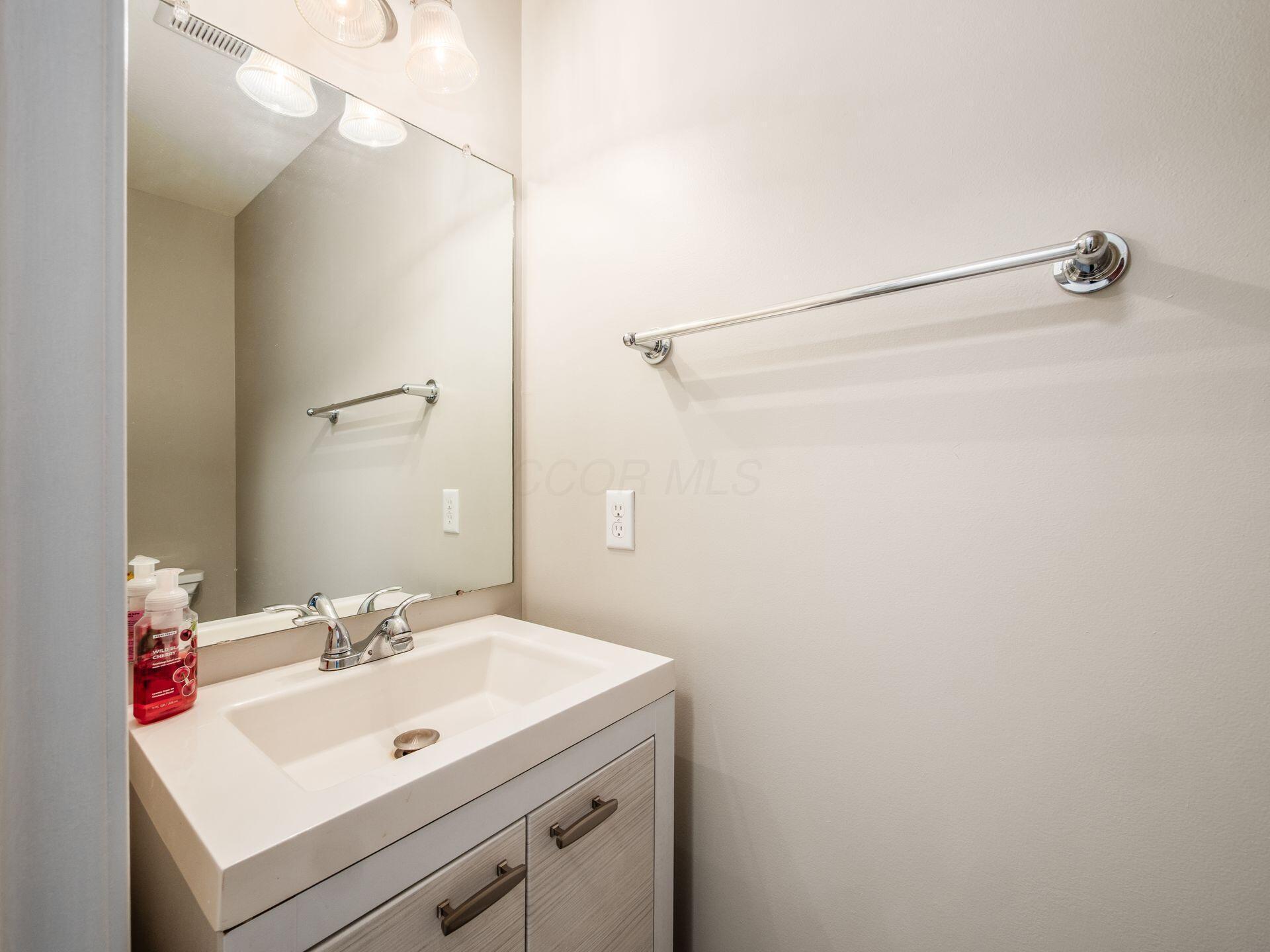 5011 Hickory Grove Circle, Groveport