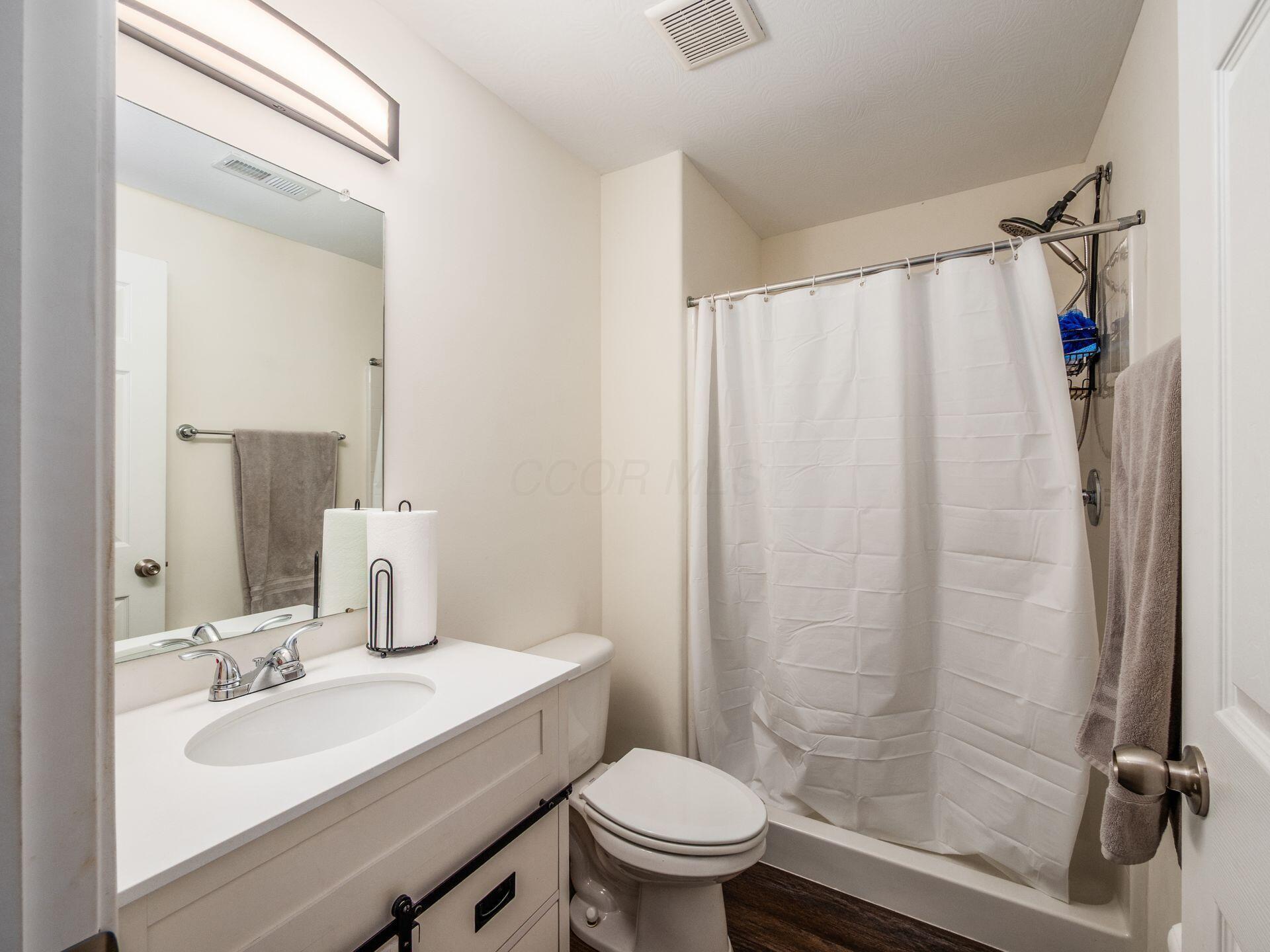 5011 Hickory Grove Circle, Groveport