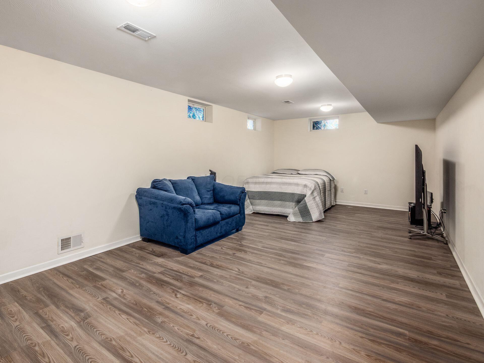 5011 Hickory Grove Circle, Groveport