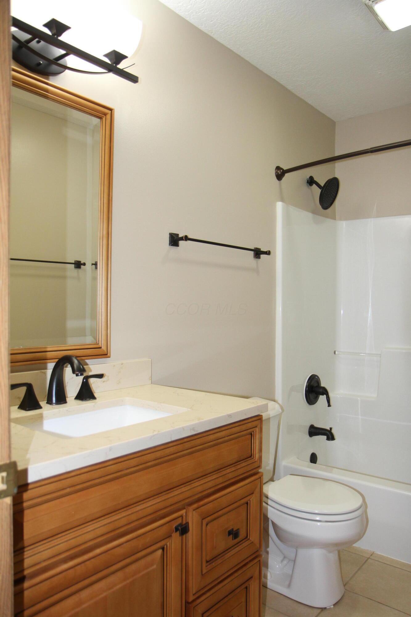 1211 Rivercrest Drive S, C, Delaware Unit: C